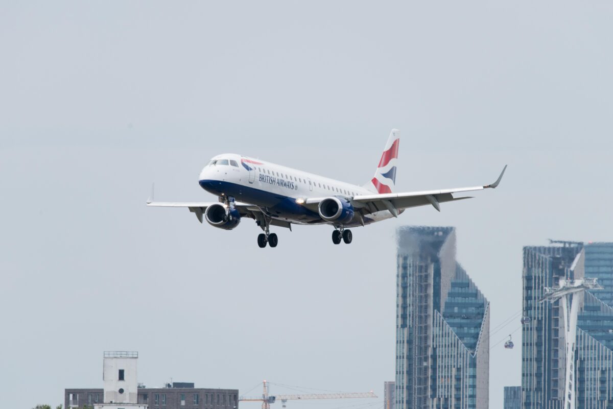 A British Airways plane coming in to land.